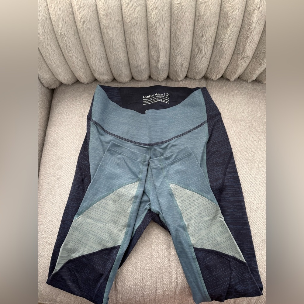 Outdoor Voices tech sweat leggings size M